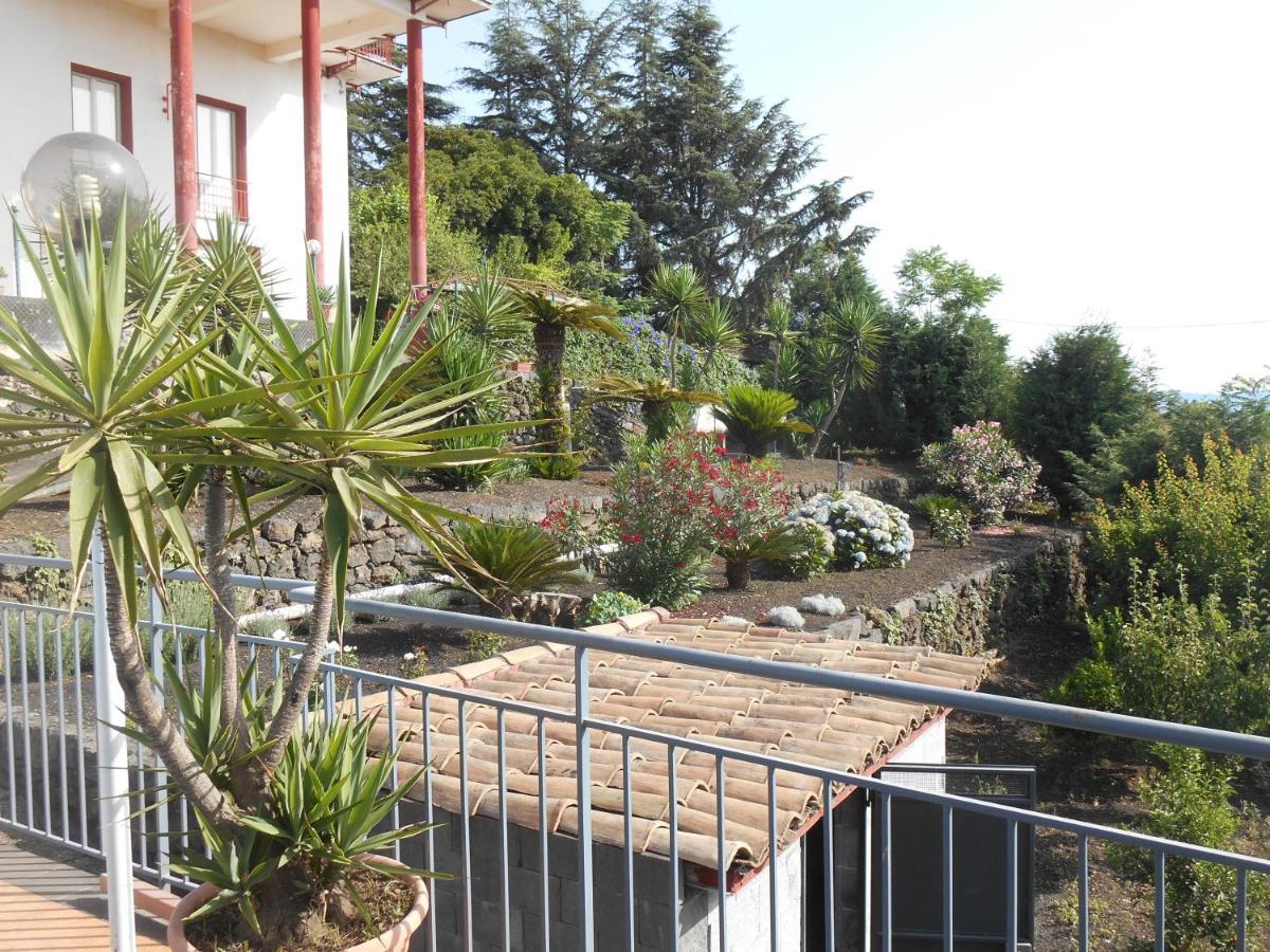 Al Villino Sunshine In Villa Con Piscina Ed Idromassaggio SantʼAlfio Εξωτερικό φωτογραφία